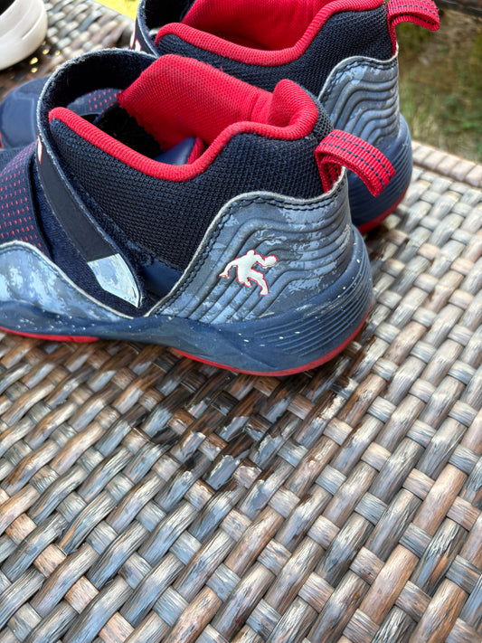 AND1 Boys' Multicolor Basketball Sneakers, Size 6, Comfortable & Supportive Design