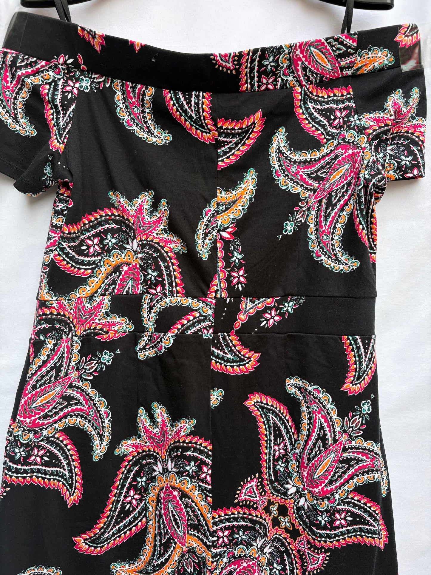 NYC paisley romper with pockets, size L, pre-owned