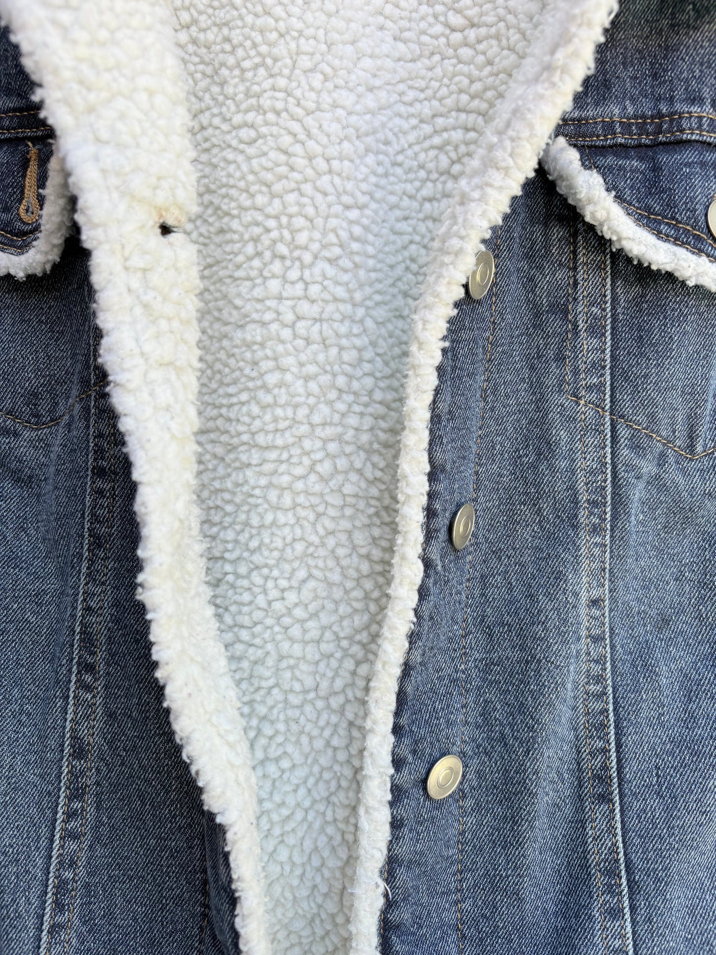 Time and Tru, Jeans jacket, fur interior, size S gentle used.