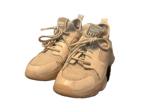 Madden Girl Women's Comfortable Stylish Shoes Size 7.5 Tan - Pre-Owned, Great Condition